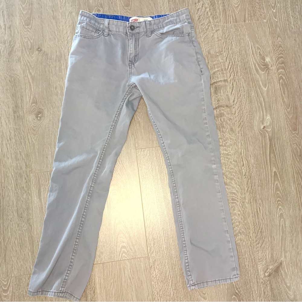 Levi’s - Picture 2 of 5